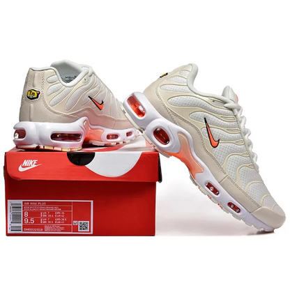 NIKE Air Max Plus