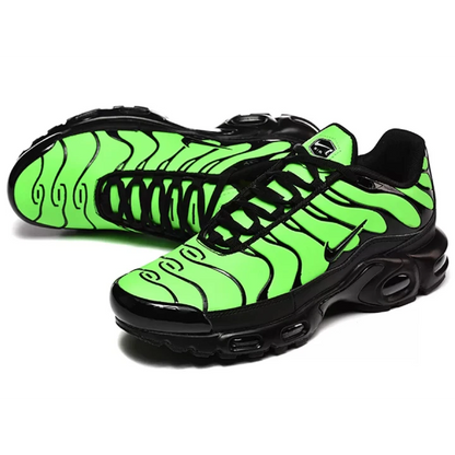 NIKE Air Max Plus