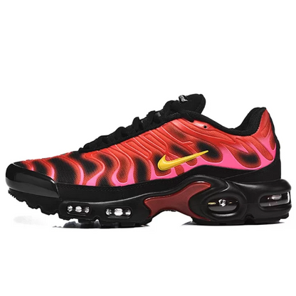 NIKE Air Max Plus X Supreme