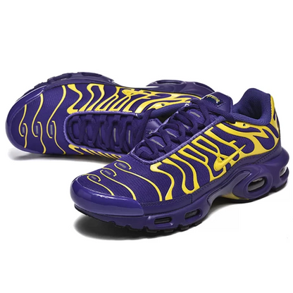 NIKE Air Max Plus X Supreme