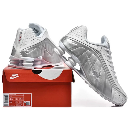 NIKE Shox R4