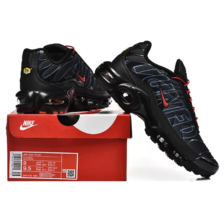 NIKE Air Max Tuned