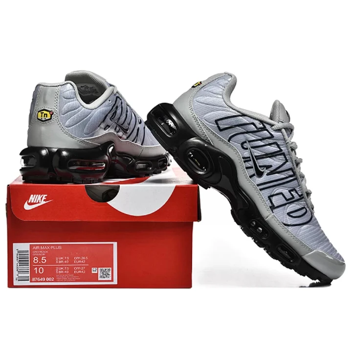NIKE Air Max Tuned