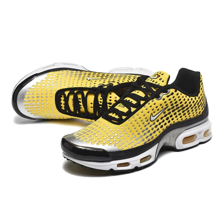 NIKE Air Max Plus VII "Varsity Maize Yellow"