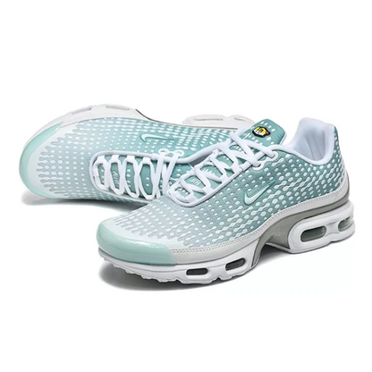 NIKE Air Max Plus VII