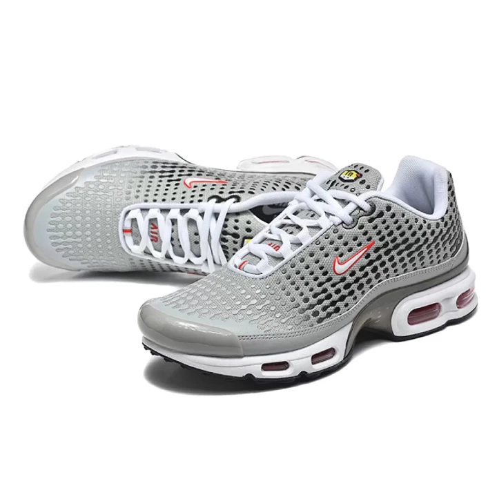 NIKE Air Max Plus VII