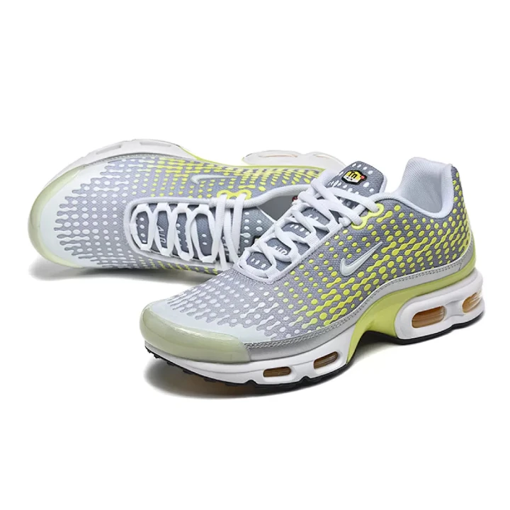NIKE Air Max Plus VII