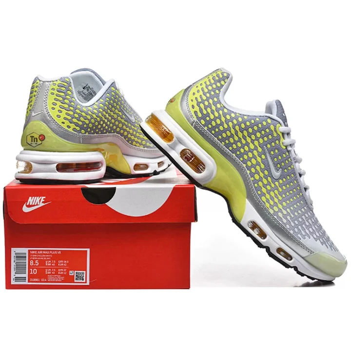 NIKE Air Max Plus VII
