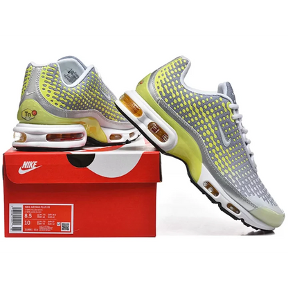 NIKE Air Max Plus VII
