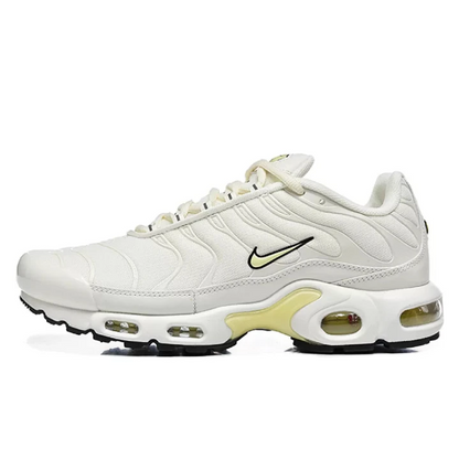 NIKE Air Max Plus "Alabaster"