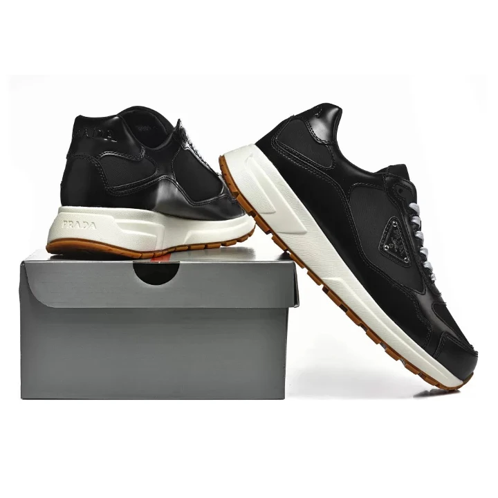 PRADA Prax 01