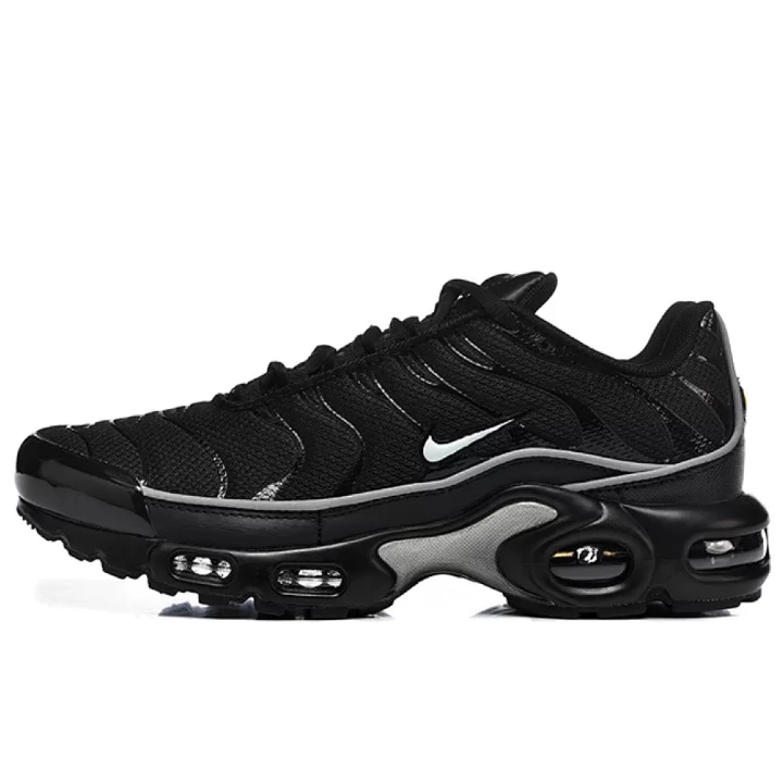 NIKE Air Max Plus "Black Reflective"