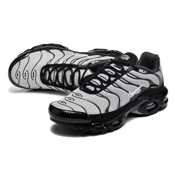 NIKE Air Max Plus "Cordura"