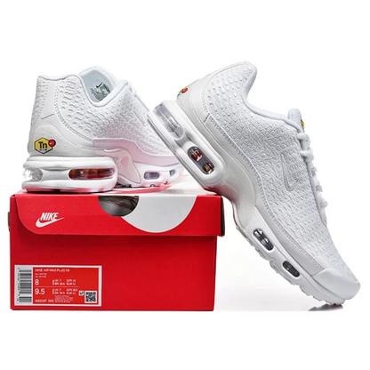 NIKE Air Max Plus VII