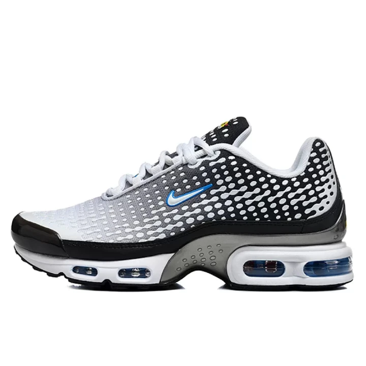 NIKE Air Max Plus VII