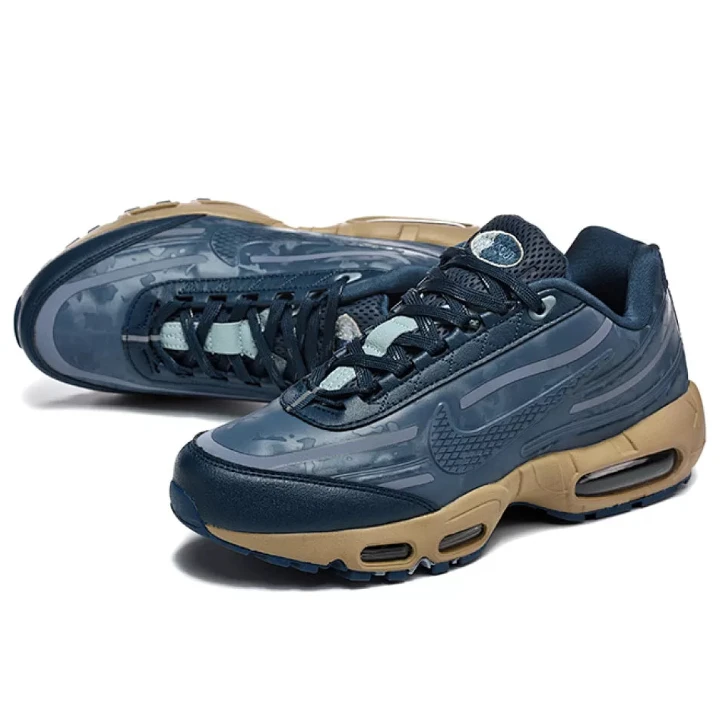 NIKE Air Max 95 "Worksout Thunder Blue"