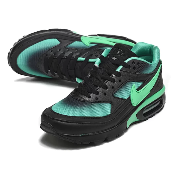 NIKE Air Max BW