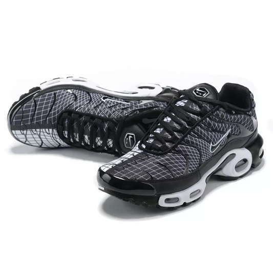 NIKE Air Max Plus "Black Anthracite White"
