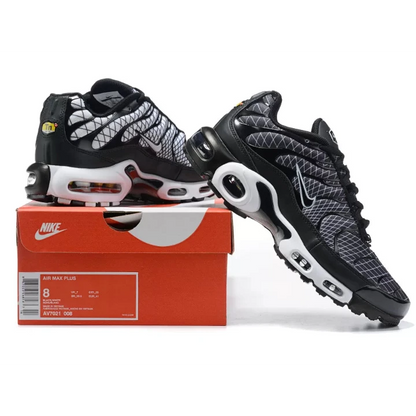 NIKE Air Max Plus "Black Anthracite White"