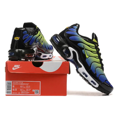 NIKE Air Max Plus