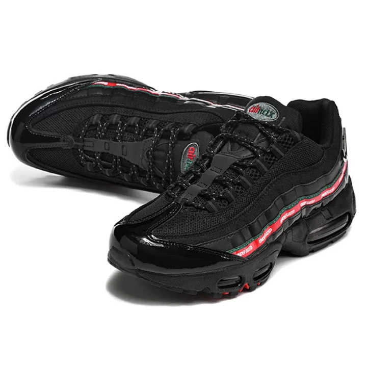 NIKE Air Max 95 X Undefeated