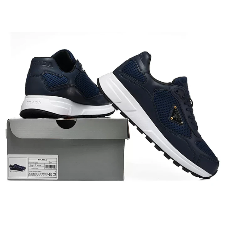 PRADA Prax 01