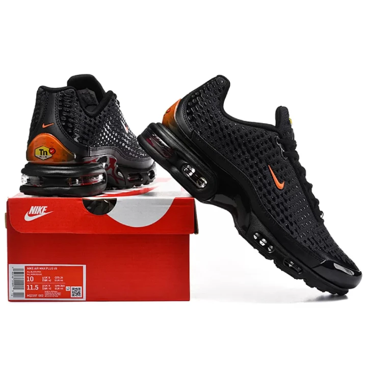 NIKE Air Max Plus VII