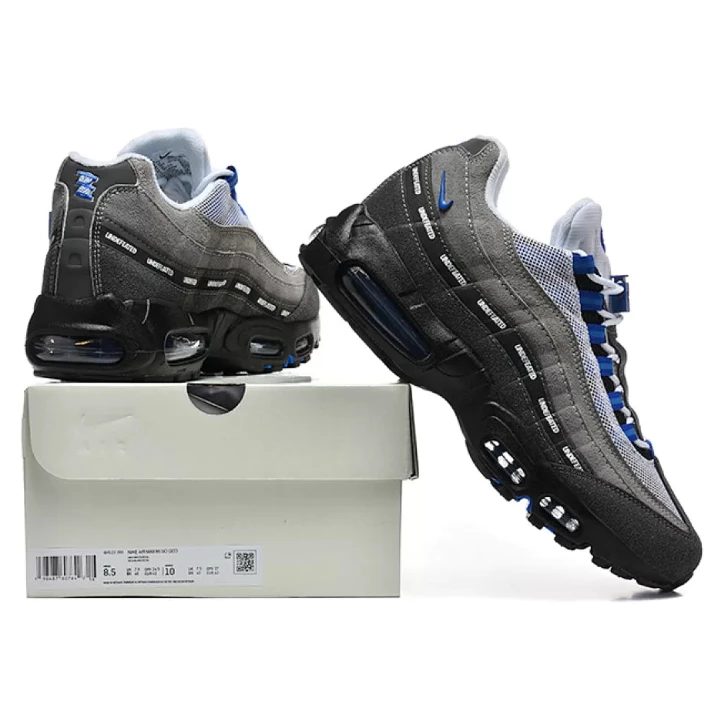 NIKE Air Max 95 X Undefeated