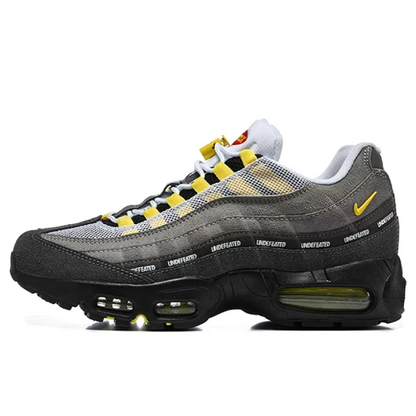 NIKE Air Max 95 X Undefeated
