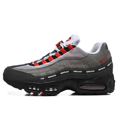 NIKE Air Max 95 X Undefeated