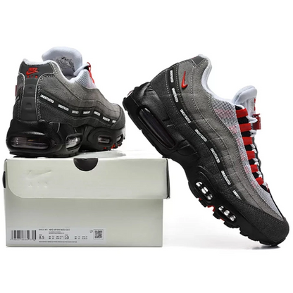NIKE Air Max 95 X Undefeated
