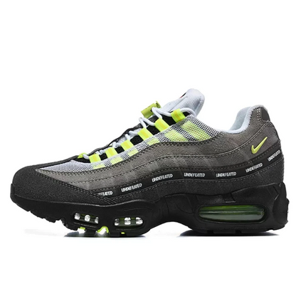 NIKE Air Max 95 X Undefeated