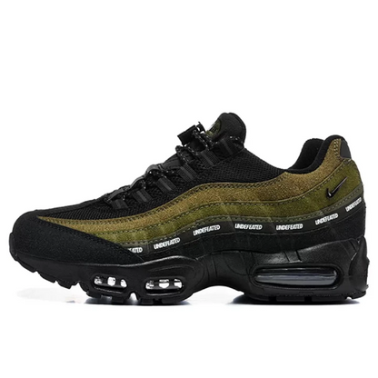NIKE Air Max 95 X Undefeated