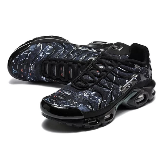 NIKE Air Max Plus "Smoke Grey"