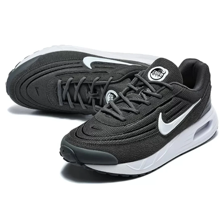 NIKE Air Max Verse