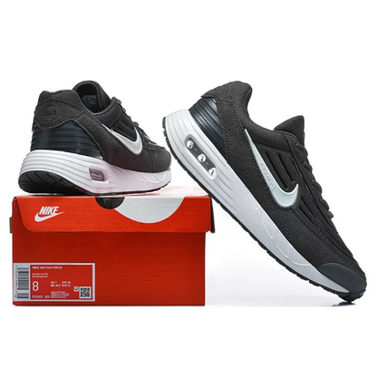 NIKE Air Max Verse