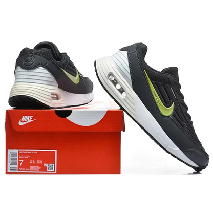 NIKE Air Max Verse