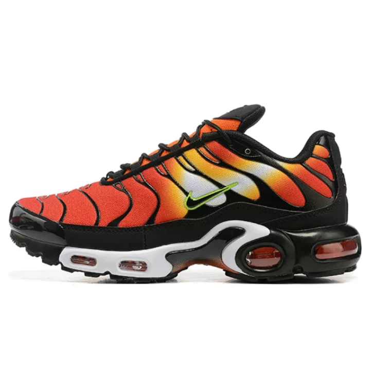 NIKE Air Max Plus "The Sunset Gradient"