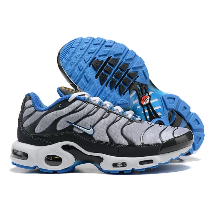 NIKE Air Max Plus "Social Fc"