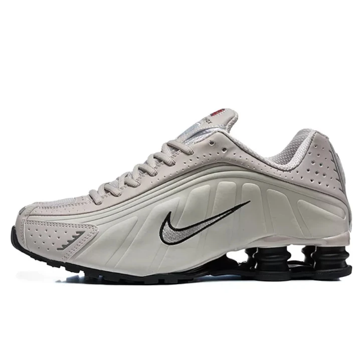 NIKE Shox R4