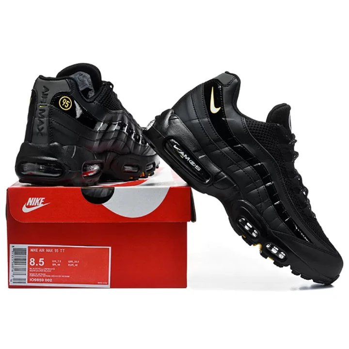 NIKE Air Max 95 "Pack Black"