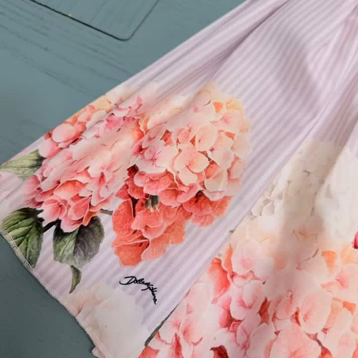 Ensemble Jupe DOLCE GABBANA