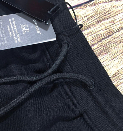 Short CP COMPANY