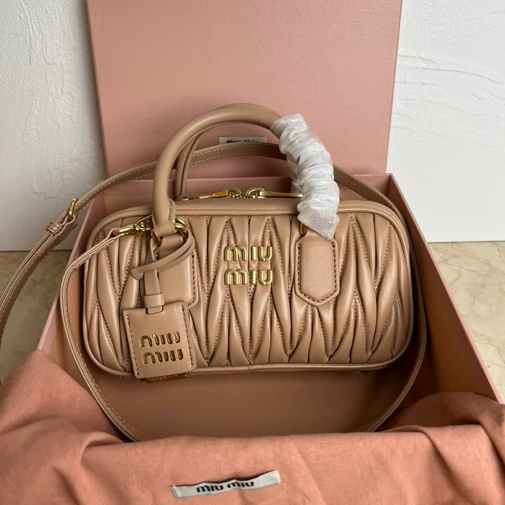 Sac en Cuir Arcadie MIU MIU