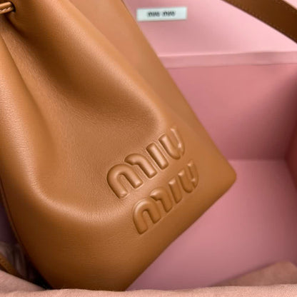 Sac Seau en Cuir MIU MIU
