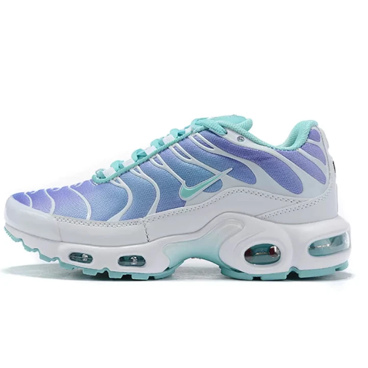 NIKE Air Max Plus "Light Aqua"