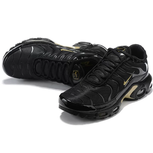 NIKE Air Max Plus "Metallic"
