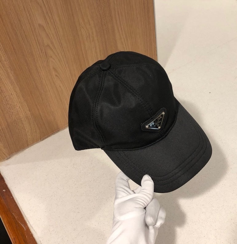 Casquette PRADA