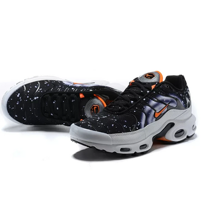 NIKE Air Max Plus "Nebula"