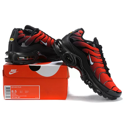 NIKE Air Max Plus